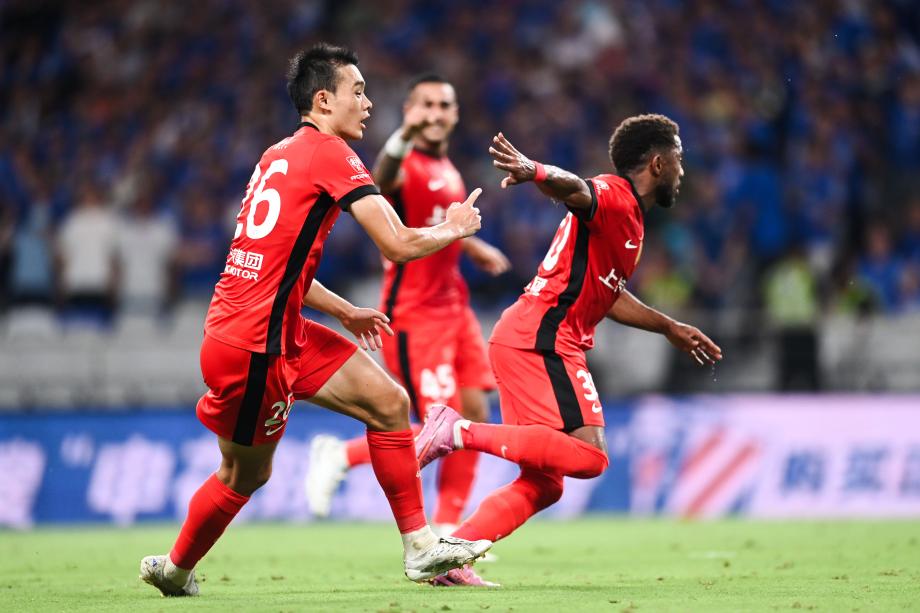 [图]加布里埃尔进球陈晋一破门 海港客场胜申花