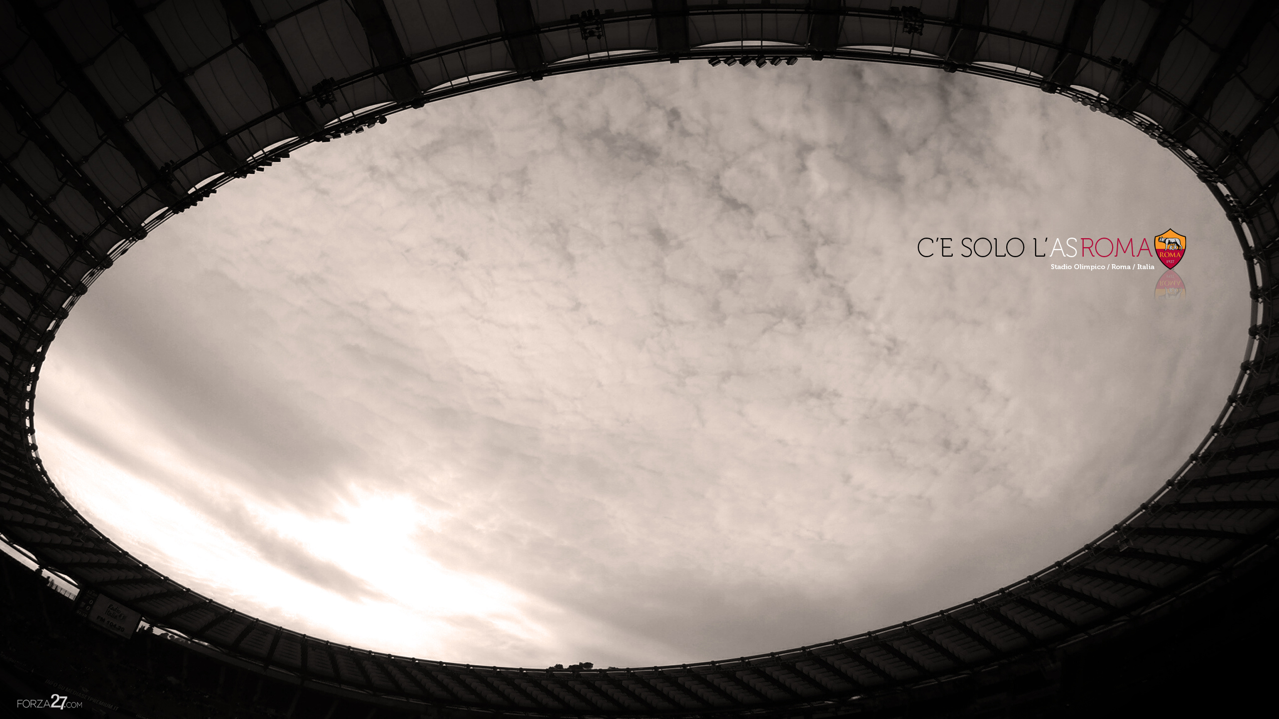 梅西球队本土球场对抗赛数据：1次关键传递 3次过人带球过人0成功 丢失接球的控制权19次 评分6.6